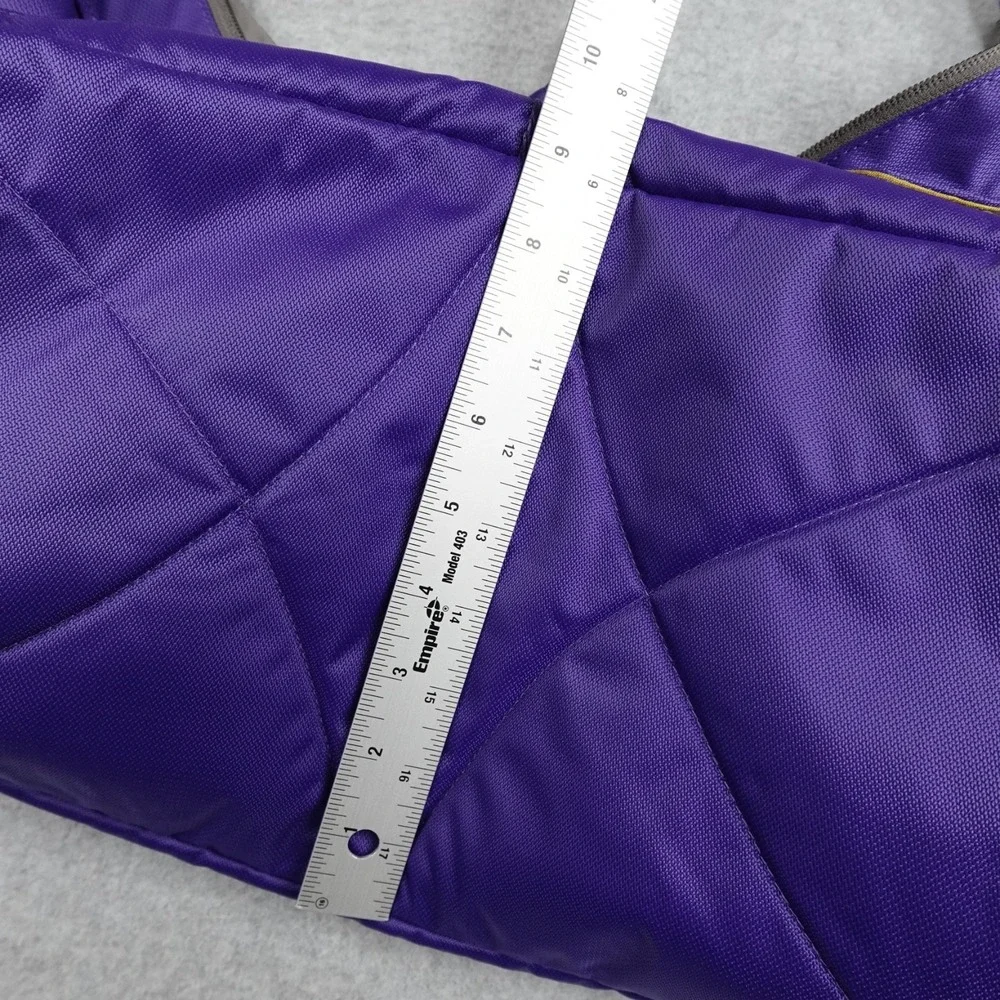 REI Duffle Bag Womens Sling Purple Nylon Gym Workout Class Pack Compartments